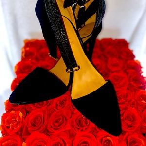 Incredibly Sexy L.A.M.B Ankle strap Pump